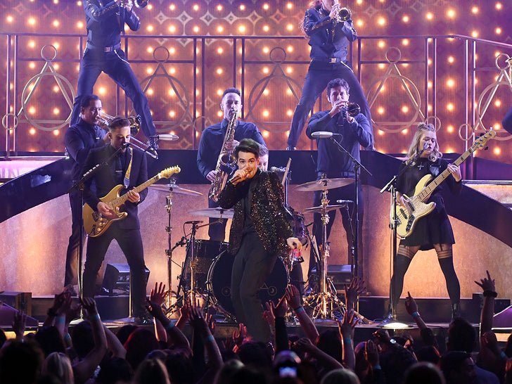 ¡Pánico! en la discoteca han terminado